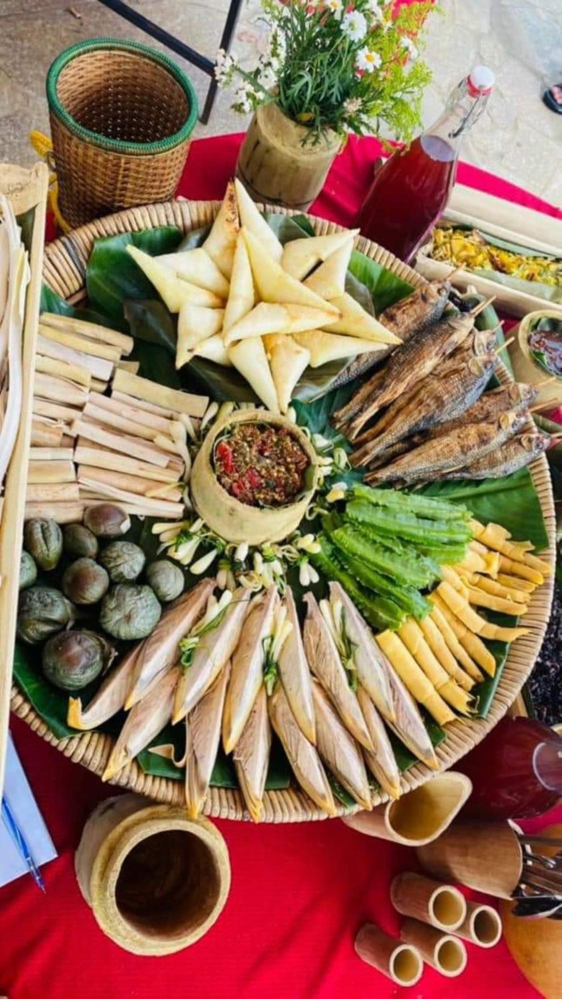 Homestay Ho Son - Thac Anor A Luoi Ngoại thất bức ảnh