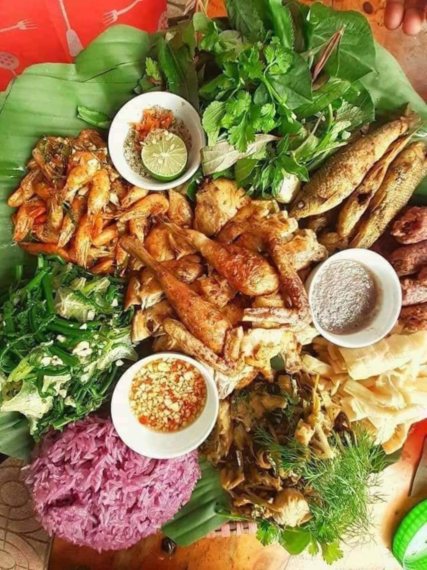 Homestay Ho Son - Thac Anor A Luoi Ngoại thất bức ảnh
