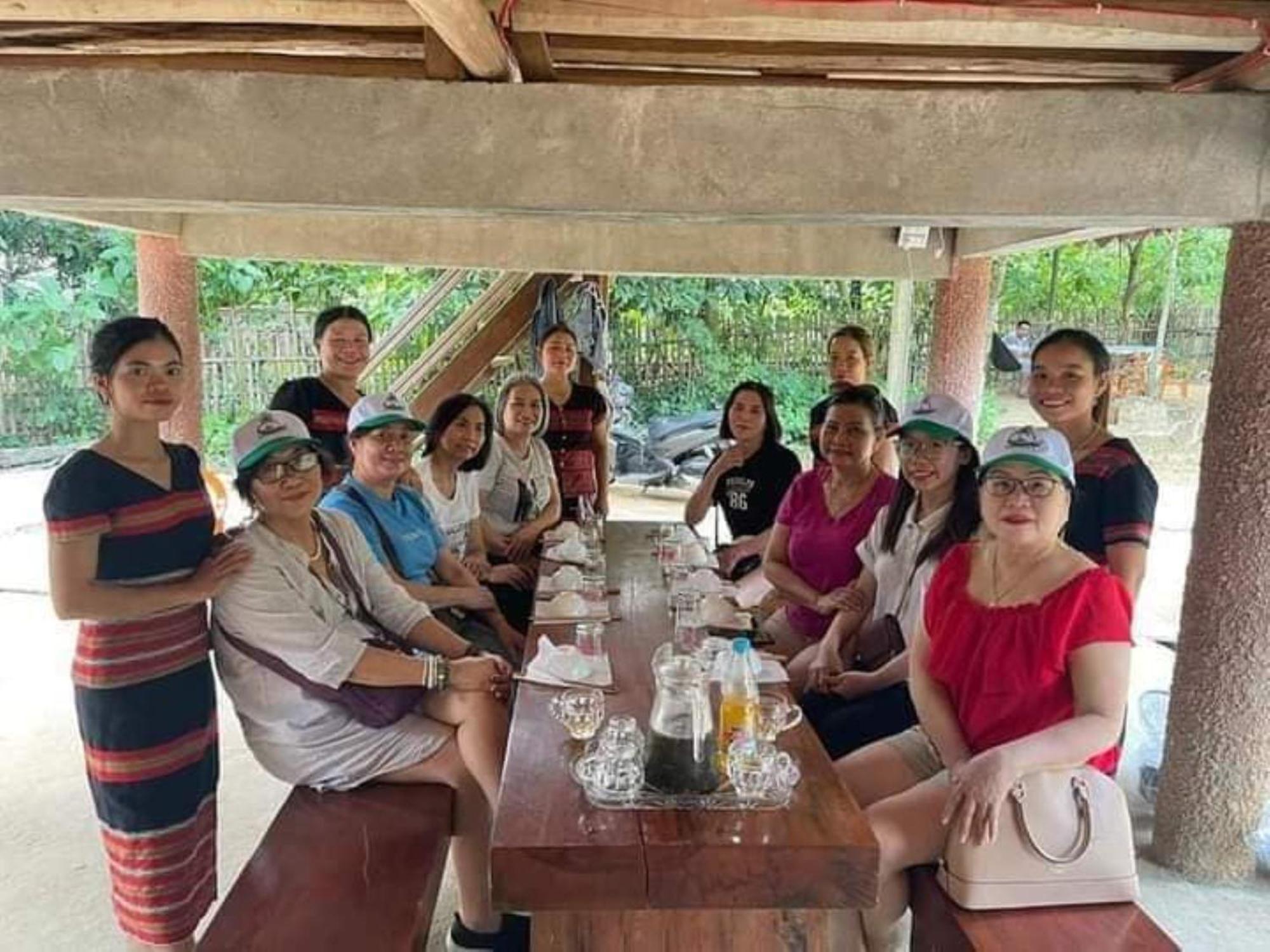 Homestay Ho Son - Thac Anor A Luoi Ngoại thất bức ảnh